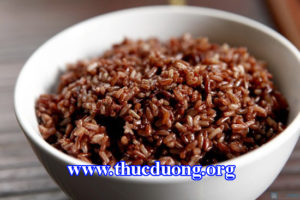 Cơm gạo lứt muối mè cách nhai