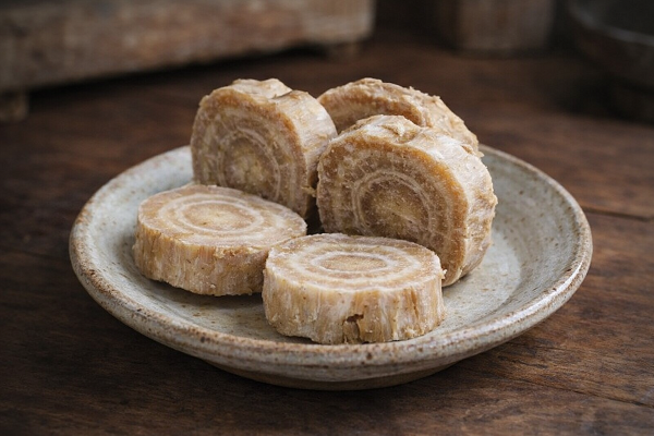 Cách luộc củ sắn dây đúng cách dễ ăn và giữ vị ngọt